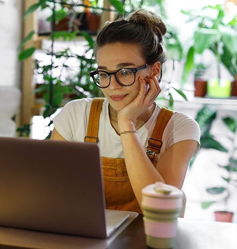 Coraz więcej firm zatrudnia freelancerów